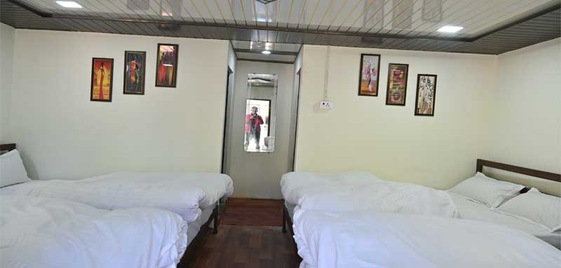 Riverside AC Cottages and Swiss Camps