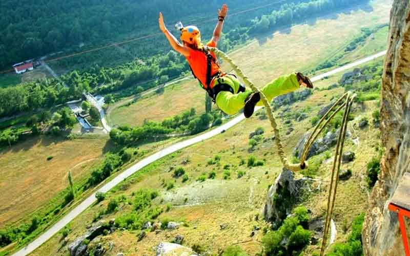 giant swing in rishikesh