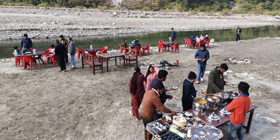 Riverside AC Cottages
